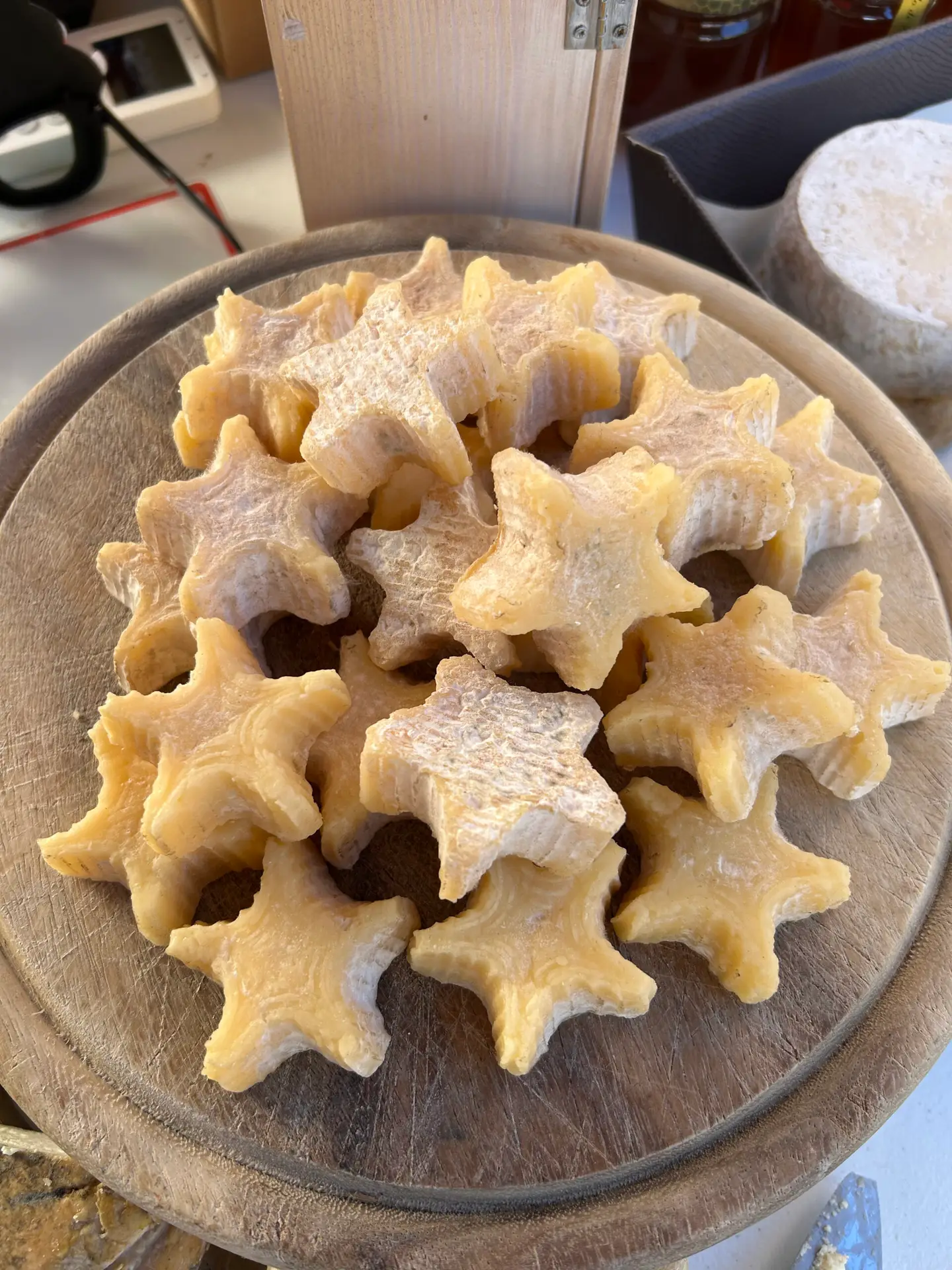 formagella stagionata monoporzione a forma di stella